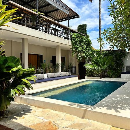 Lay Day Hostel Canggu Экстерьер фото