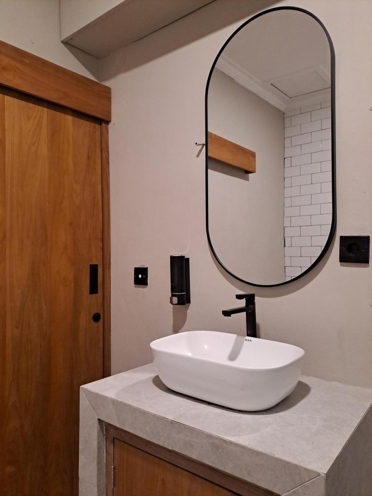 Lay Day Hostel Canggu Экстерьер фото