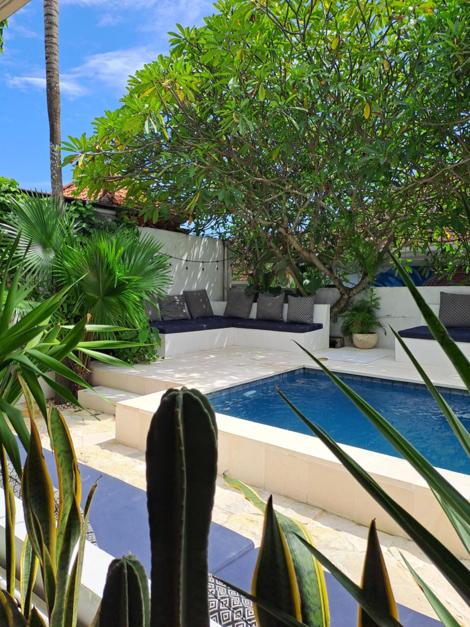 Lay Day Hostel Canggu Экстерьер фото